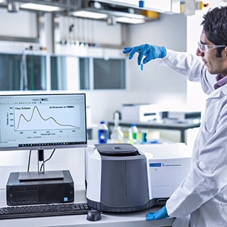 Cary Eclipse Fluorescence Spectrometer