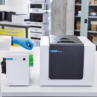 Cary 3500 Flexible UV-Vis Spectrophotometer